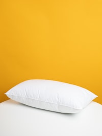 Throw Blankets & Pillows
